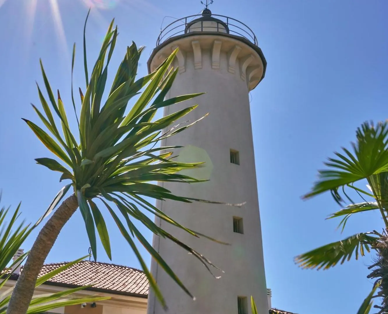 Cozy Two-Bedroom Apartment In A Seafront Building Bibione