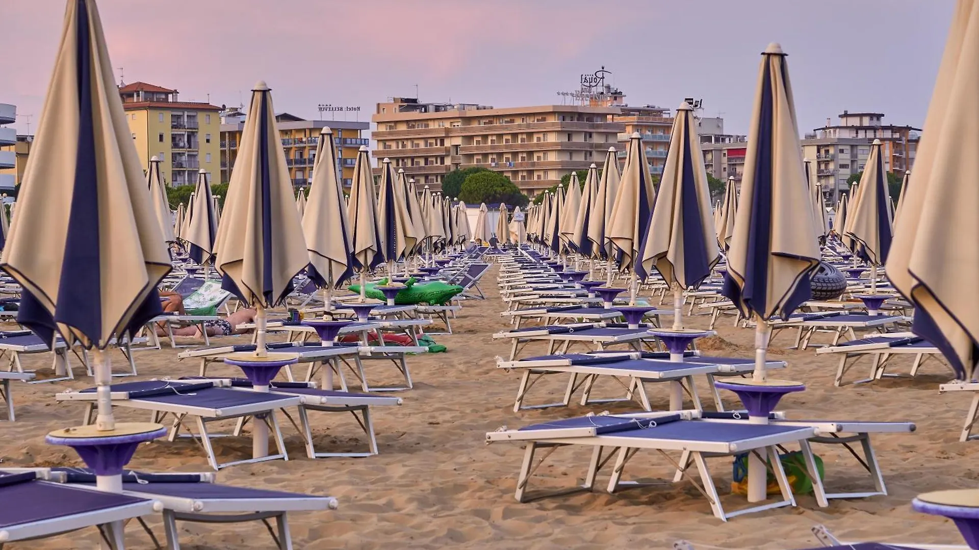Cozy Two-Bedroom Apartment In A Seafront Building Bibione 0*,  Italy