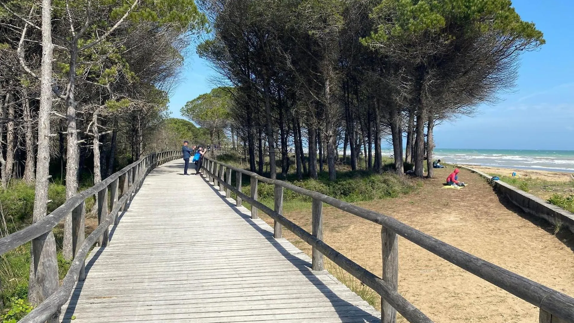 Cozy Two-Bedroom Apartment In A Seafront Building Bibione
